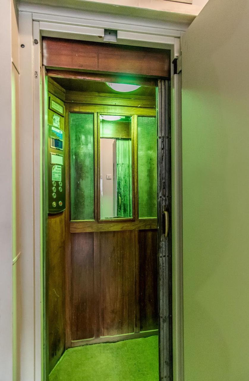 Appartamento Marques De Pombal Metropolitan Flat Lisbona Esterno foto