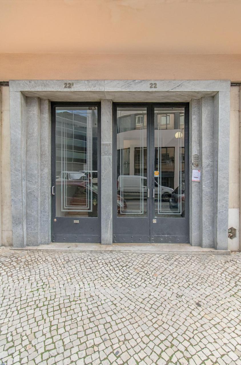 Appartamento Marques De Pombal Metropolitan Flat Lisbona Esterno foto